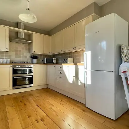 度假居 Scholes Park Drive, By The Seaside *