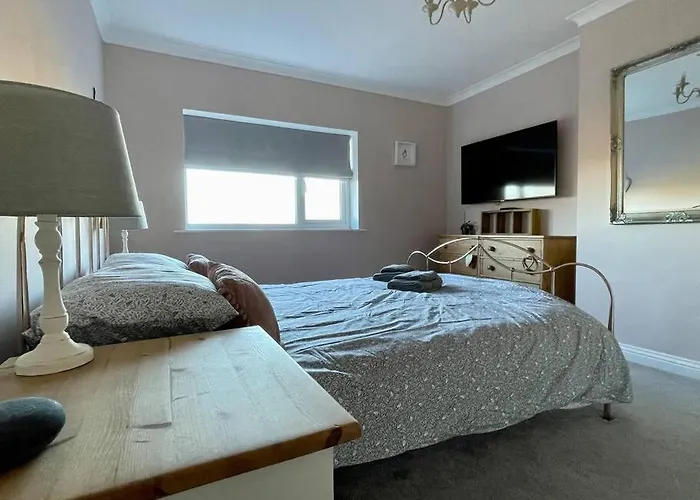 Scholes Park Drive, By The Seaside Holiday home