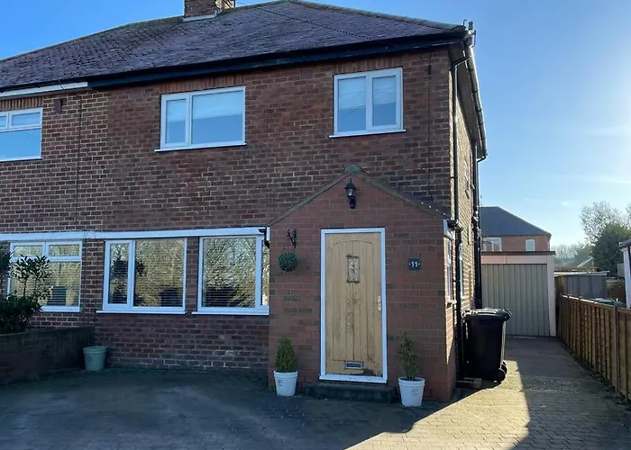 Scholes Park Drive, By The Seaside Scalby (North Yorkshire)