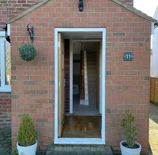 Nyaraló Scholes Park Drive, By The Seaside *